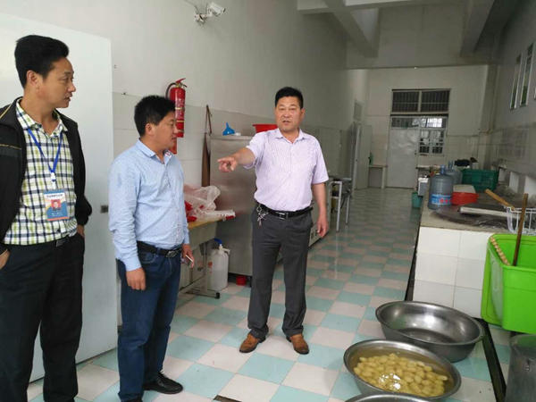 定城鎮開展高考期間食品安全衛生專項檢查_副本.jpg