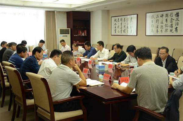 扶貧日任務分解會_副本.jpg 扶貧日任務分解會_副本.jpg